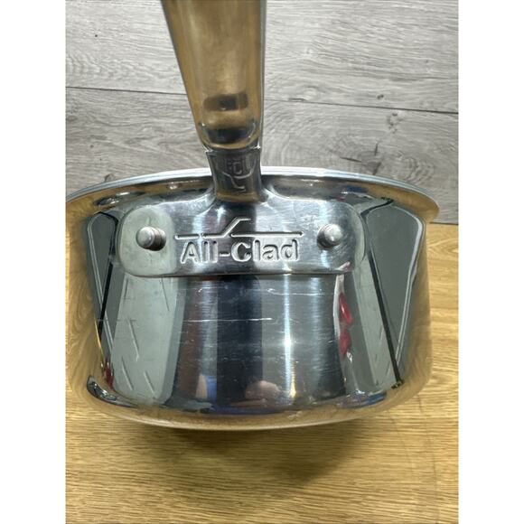 All-Clad D5 Polished 18/10 SS 5-Ply Bonded 3-qt sauce Pan with Lid - Picture 7 of 12